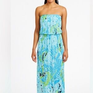 Lilly Pulitzer Marlisa Maxi Dress
Spa Blue Let's Cha Cha
Strapless Size XSmall